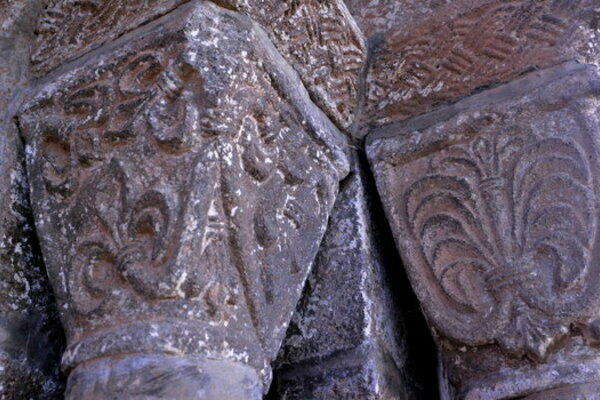 Eglise de Saint-Martin-Cantalès - Fleurs de Lys