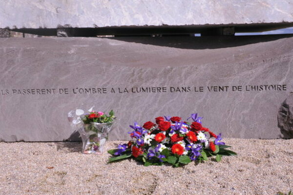 Monument au morts de Saint- Martin-Cantales - Photo de Daniel Aimé